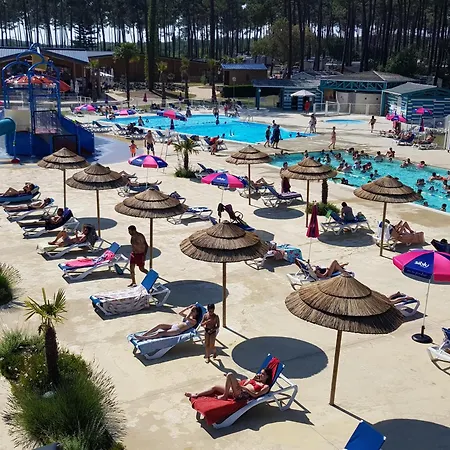 Campsite Les Dunes De Contis Saint-Julien-en-Born
