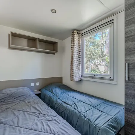 Les Dunes De Contis サン・ジュリアン・アン・ボルヌ